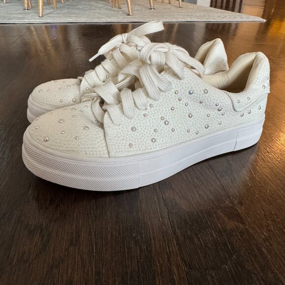 Pearl Sneakers - Picture 7 of 8